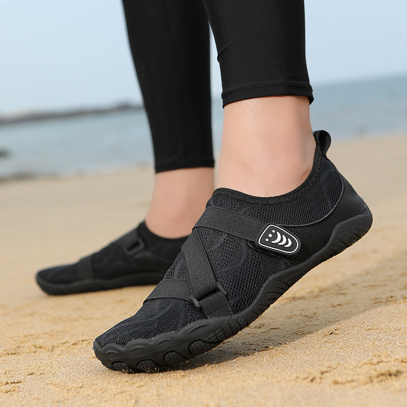 Quick-Drain Water Shoes with Thickened Non-Slip Sole—New Kids’ Cross-Border Beach & Water Shoes, Breathable Quick-Dry Water & Trekking Shoes, Lightweight & Comfortable Parent-Child Pair